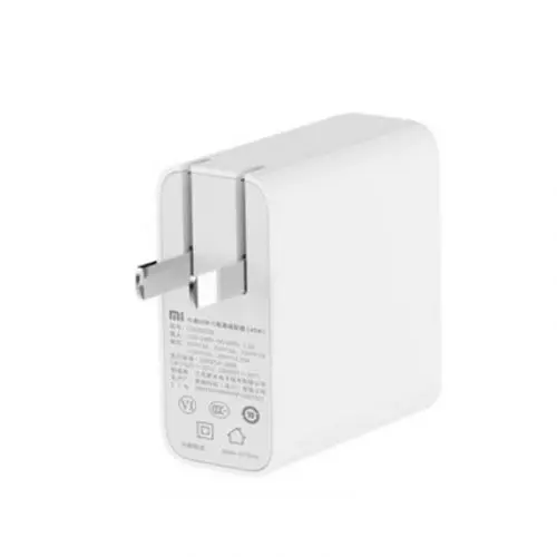 Xiaomi USB-C 45W Changer Rotary plug for easy portability